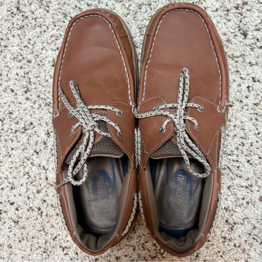 EUC Khombu Men’s Newport Memory Foam Boat Shoes  Size 9.5
